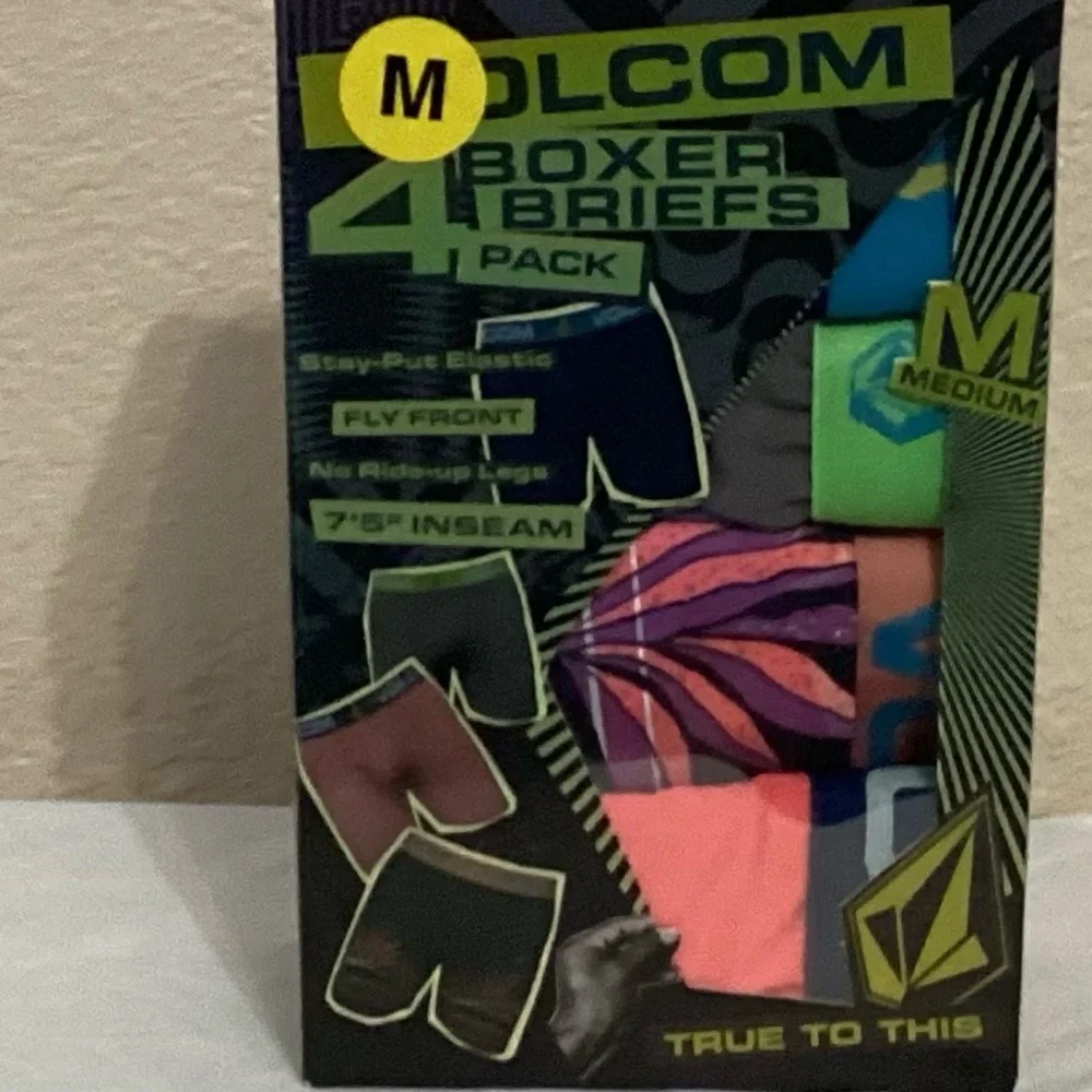 Volcom 4 Pack Boxer Briefs